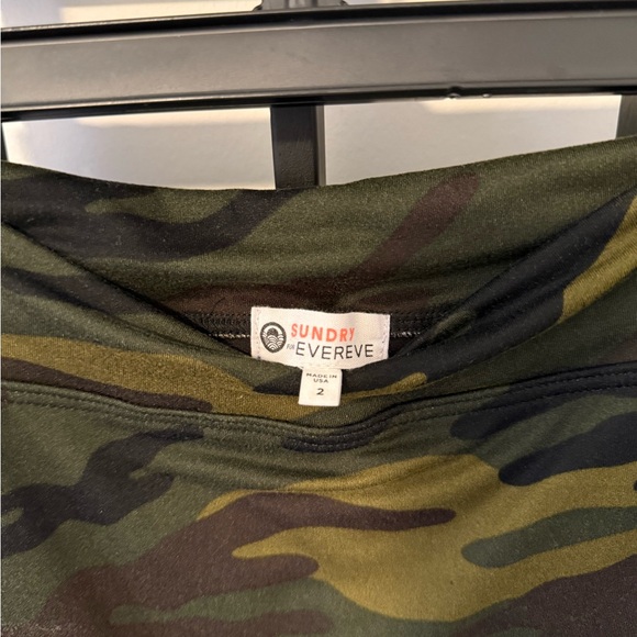 Sundry by Evereve army print skirt - Picture 2 of 6